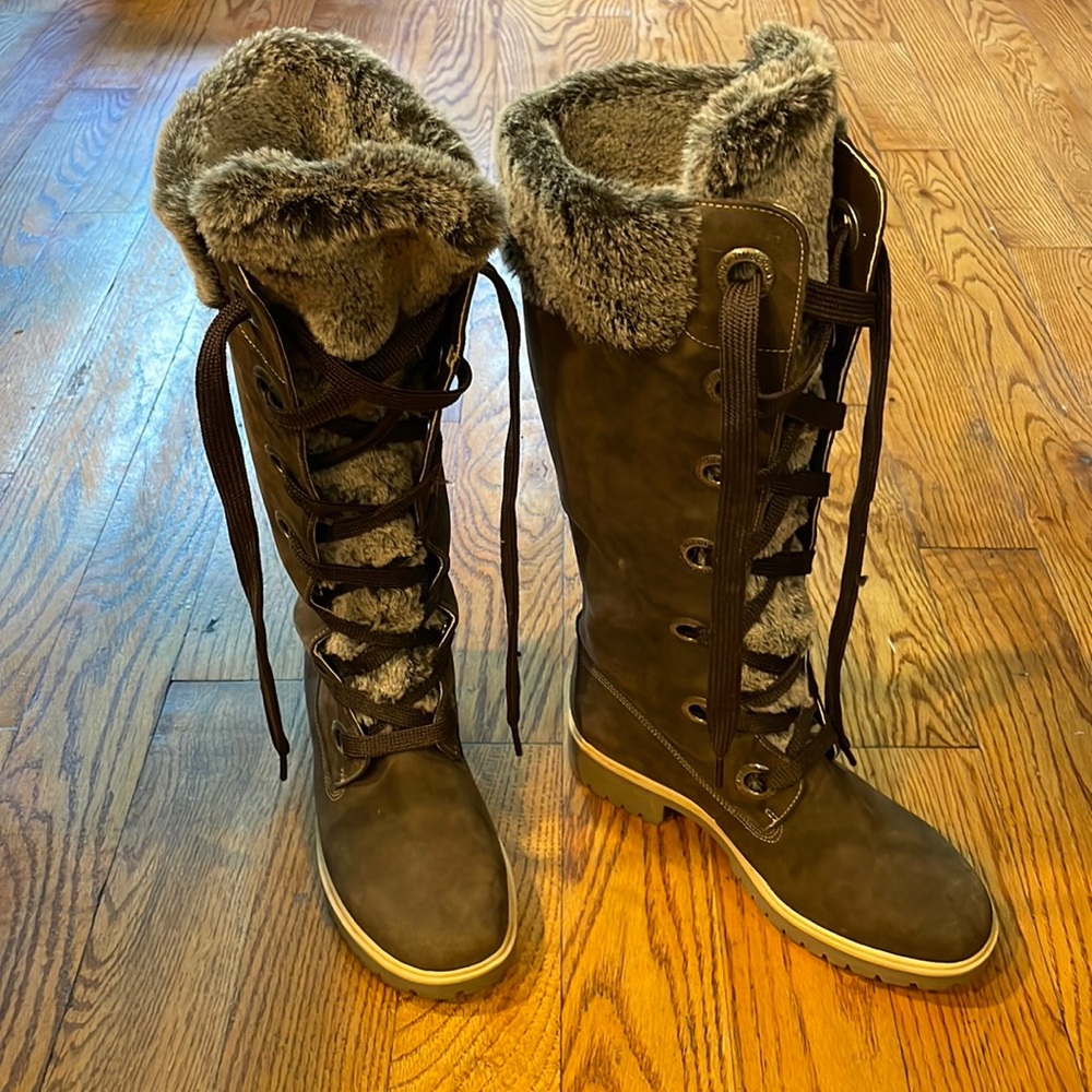 Timberland Women’s 8 Waterproof Tall Fur Tongue Lace Up Boot 91337 Choc Brown